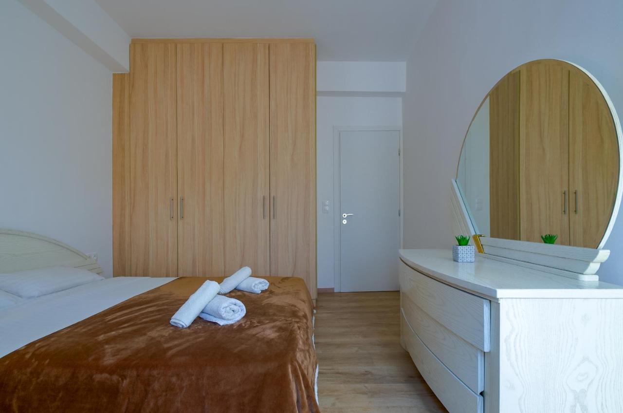 Nice 1Bd Apartment Close To Metro Station Ampelokipoi Athena Bagian luar foto