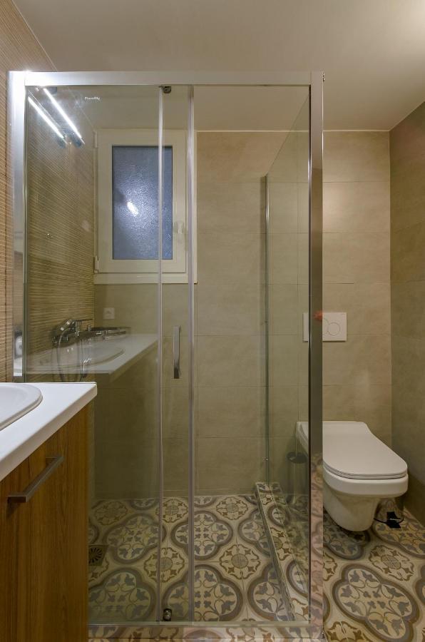 Nice 1Bd Apartment Close To Metro Station Ampelokipoi Athena Bagian luar foto